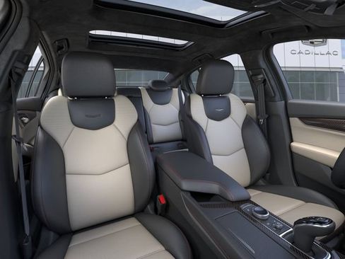 New 2026 Cadillac CT5 V w/ Technology Package RWD image 16