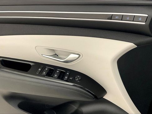 Used 2023 Hyundai Tucson Limited AWD/4WD image 38