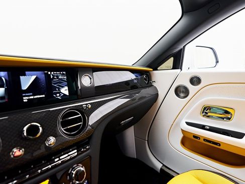 Used 2025 Rolls-Royce Spectre Black Badge image 81