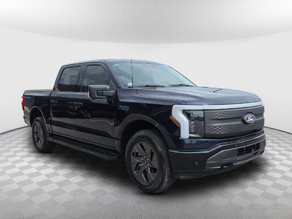 Used 2025 Ford F150 Lightning Flash AWD/4WD image 2