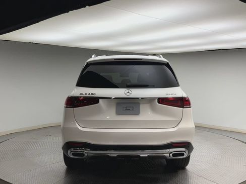 Used 2023 Mercedes-Benz GLS 450 4MATIC image 3
