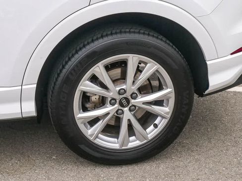 Used 2024 Audi Q3 2.0T Premium AWD/4WD image 7