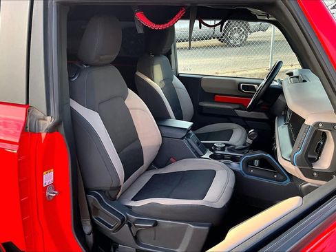 Used 2022 Ford Bronco Wildtrak image 19