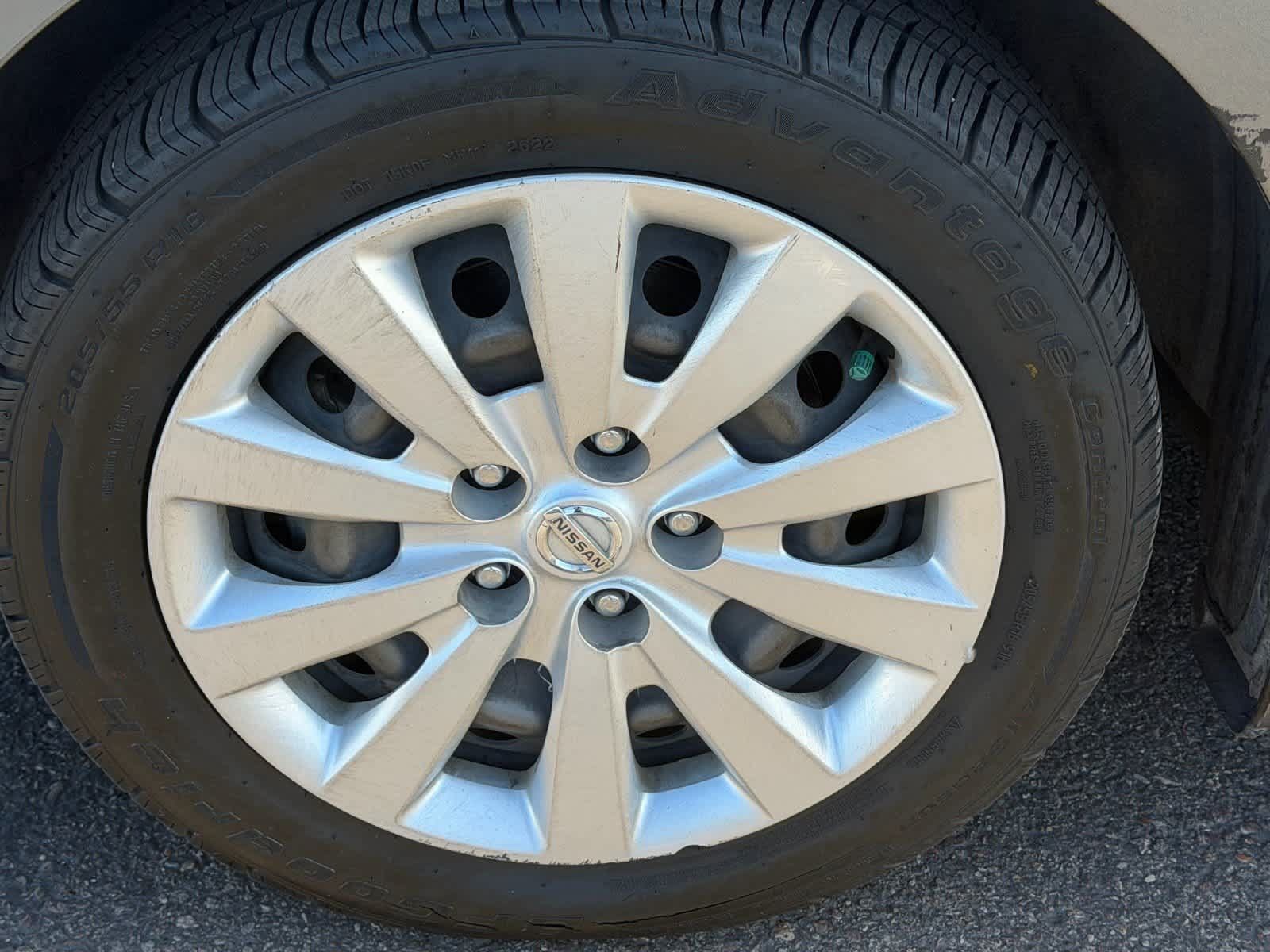 Used 2019 Nissan Sentra S FWD image 6