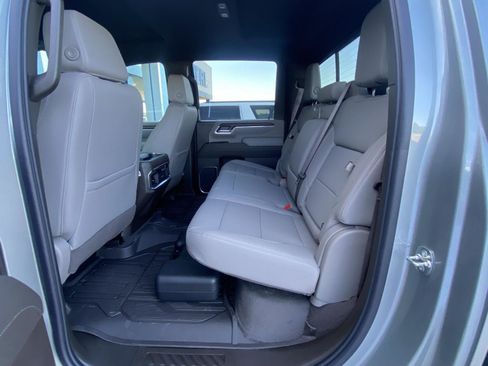 New 2026 GMC Sierra 2500 SLT image 22