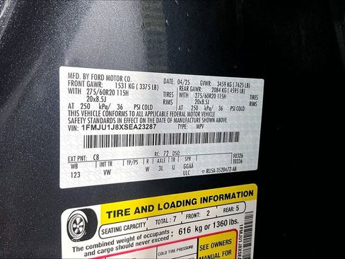 Used 2025 Ford Expedition Active AWD/4WD image 32