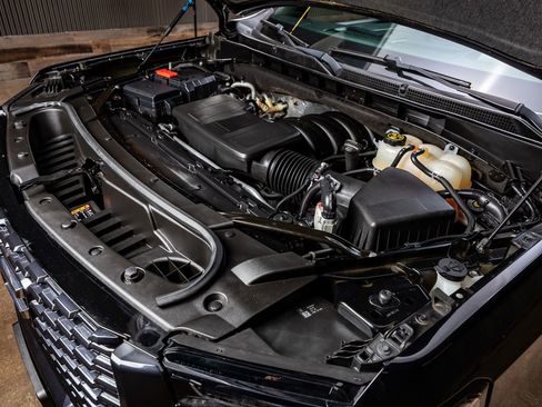 Used 2023 GMC Yukon XL Denali Ultimate image 42