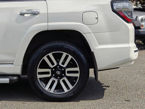 Used 2017 Toyota 4Runner Limited AWD/4WD image 43