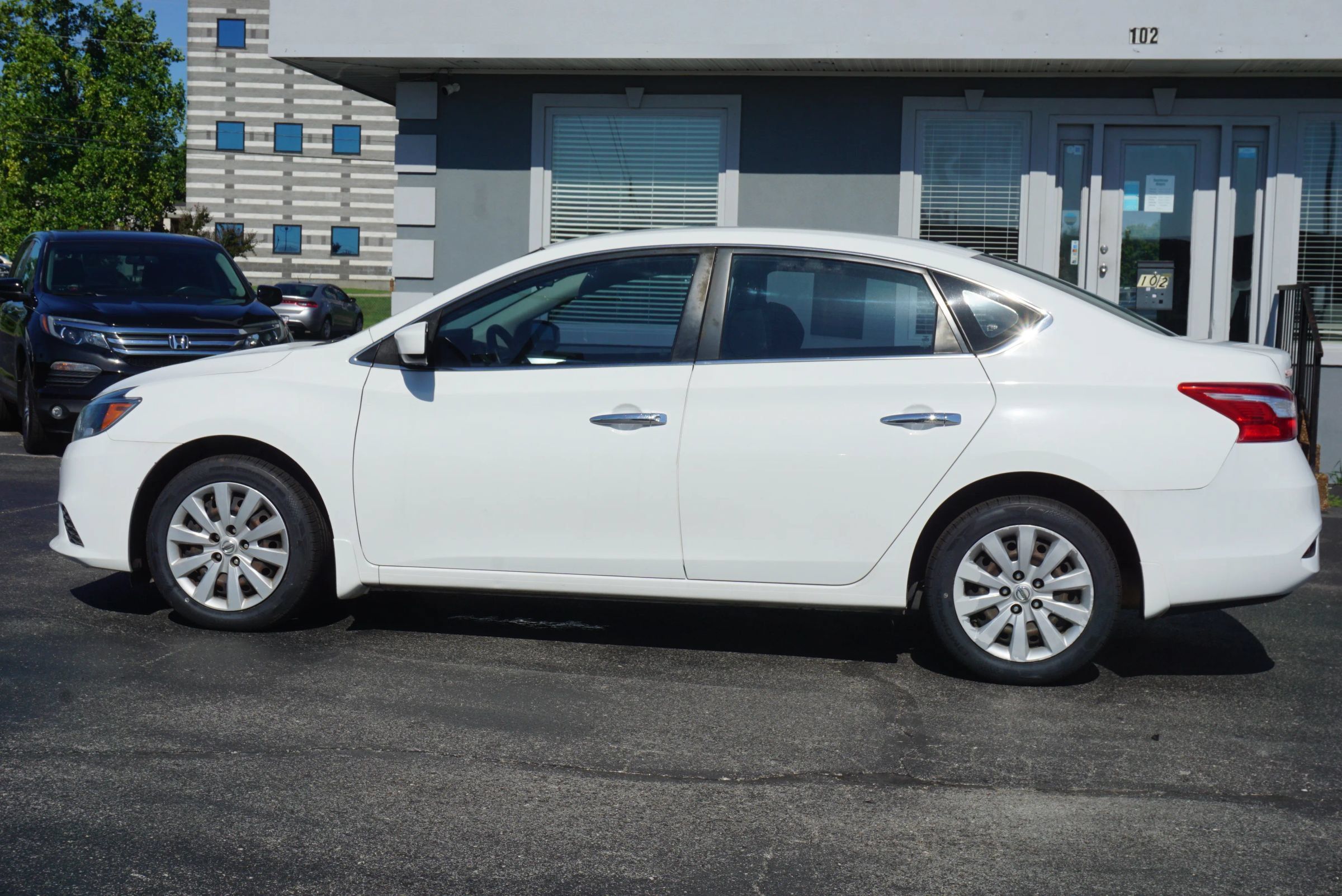Used 2019 Nissan Sentra S FWD image 8