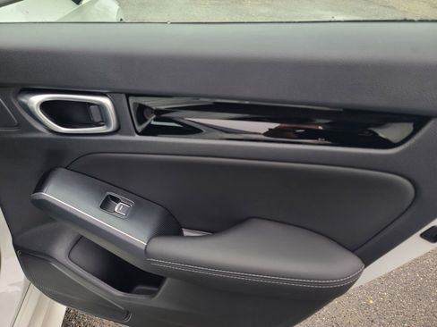 Used 2024 Honda Civic Touring image 18