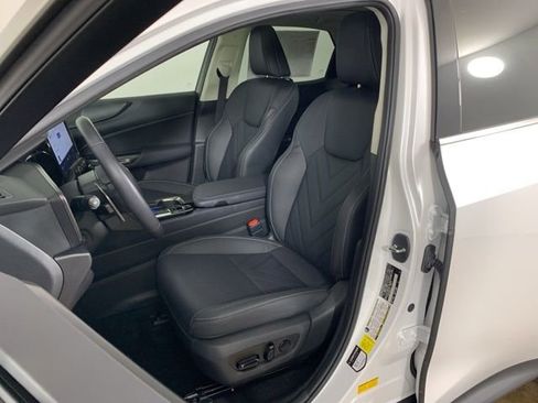 Used 2024 Lexus NX 350h AWD w/ Vision Package image 32