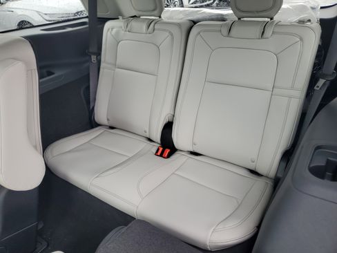 New 2026 Lincoln Aviator Reserve AWD/4WD image 27