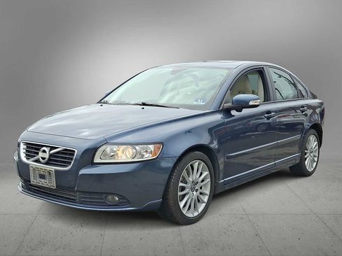 Used 2011 Volvo S40 T5 image 1
