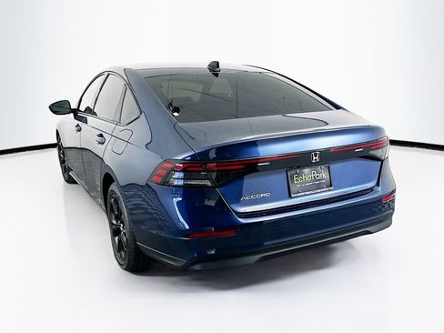 Used 2025 Honda Accord SE image 5