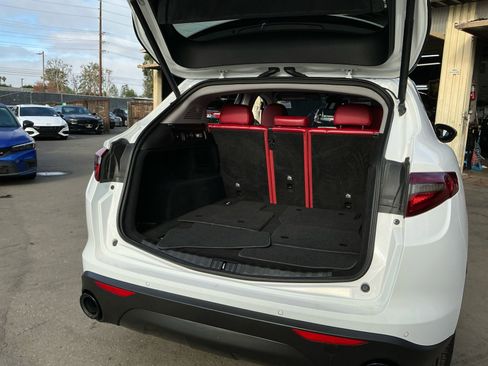 Used 2019 Alfa Romeo Stelvio w/ Nero Edizione image 27