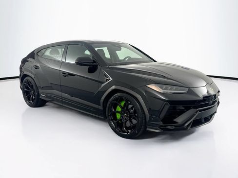 Used 2024 Lamborghini Urus Performante AWD/4WD image 3