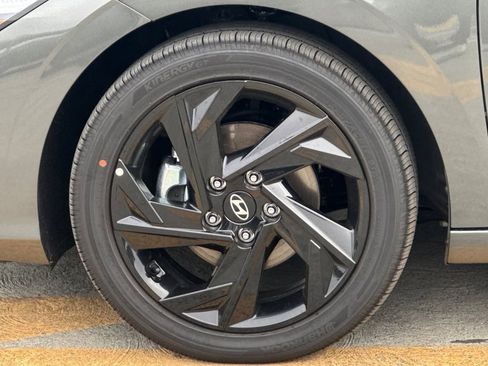 New 2026 Hyundai Elantra Sport FWD image 32