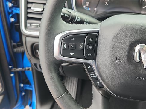 Used 2025 RAM 1500 Laramie w/ Night Edition AWD/4WD image 15