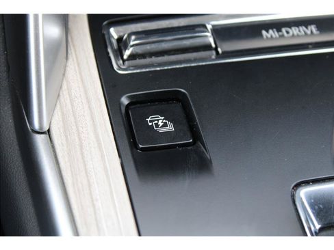 Used 2024 MAZDA CX-90 Plug-In Hybrid w/ Preferred AWD/4WD image 27