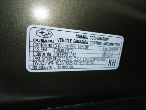 Used 2025 Subaru Forester Premium w/ Convenience Package #1 image 27