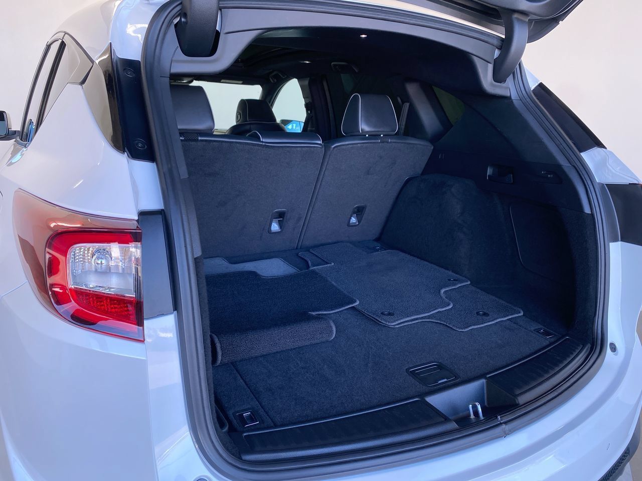 Used 2021 Acura RDX w/ Advance Package FWD image 15