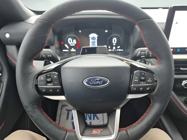 Used 2025 Ford Explorer ST AWD/4WD image 14