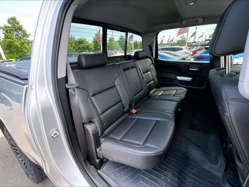 Used 2018 Chevrolet Silverado 1500 LT w/ All Star Edition AWD/4WD image 17
