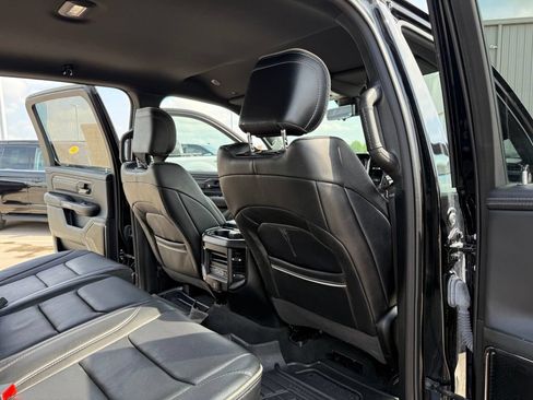 Used 2022 RAM 1500 Limited AWD/4WD image 19