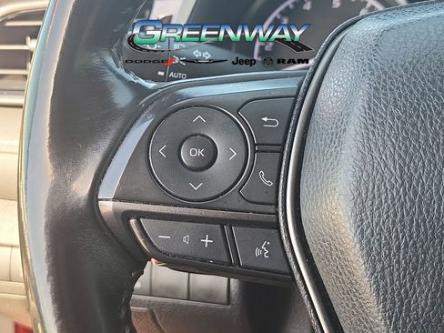 Used 2021 Toyota Camry SE image 15