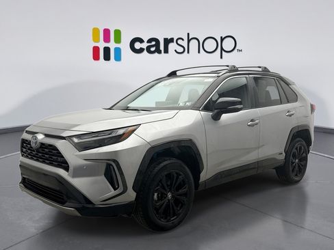 Used 2024 Toyota RAV4 XSE AWD/4WD image 1