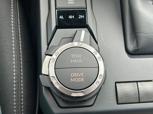 Certified 2025 Toyota Tacoma TRD Sport AWD/4WD image 30
