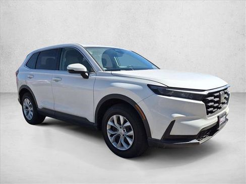 Used 2025 Honda CR-V LX image 3