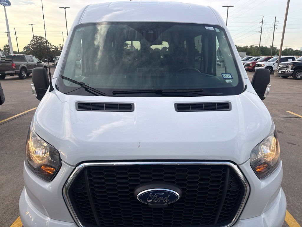 Used 2024 Ford Transit 350 XLT RWD image 2