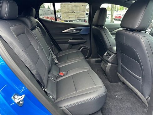 New 2026 Chevrolet Equinox EV LT image 12