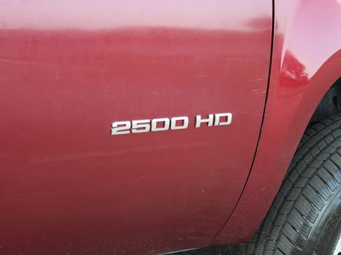 Used 2014 GMC Sierra 2500 SLE w/ SLE Preferred Package image 23