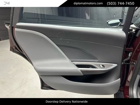 Used 2024 Lucid Air Touring AWD/4WD image 24