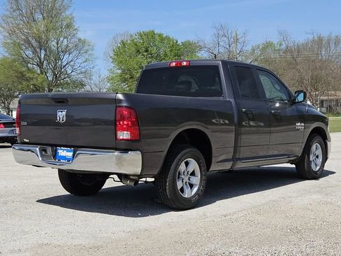 Used 2024 RAM 1500 Classic SLT image 7