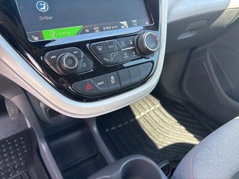 Used 2017 Chevrolet Bolt LT image 24