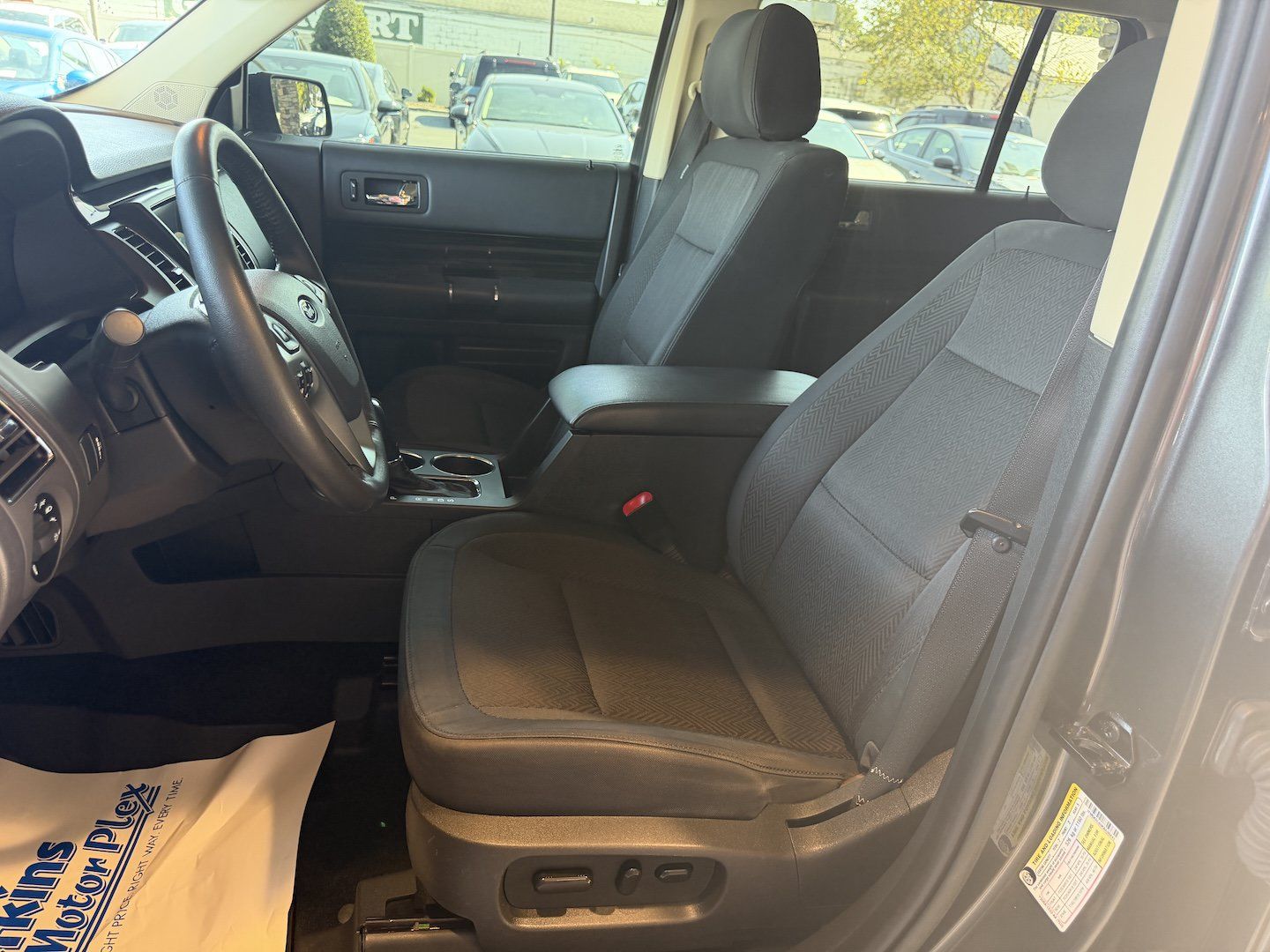 Used 2019 Ford Flex SEL FWD image 12