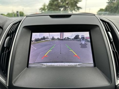 Used 2020 Ford Edge SEL w/ Convenience Package AWD/4WD image 30