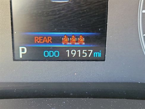 Used 2025 Toyota Corolla LE image 22