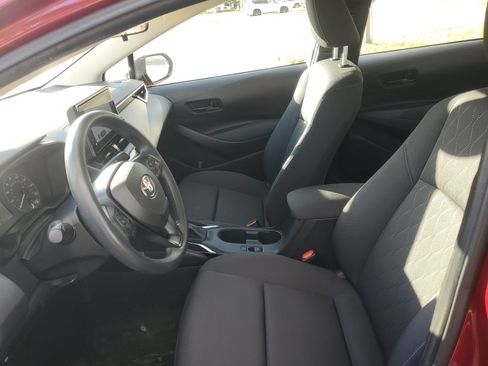 Certified 2024 Toyota Corolla LE image 15