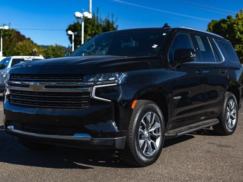 Used 2023 Chevrolet Tahoe LT w/ Luxury Package image 30