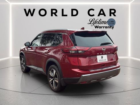 Used 2024 Nissan Rogue SL w/ SL Premium Package FWD image 9