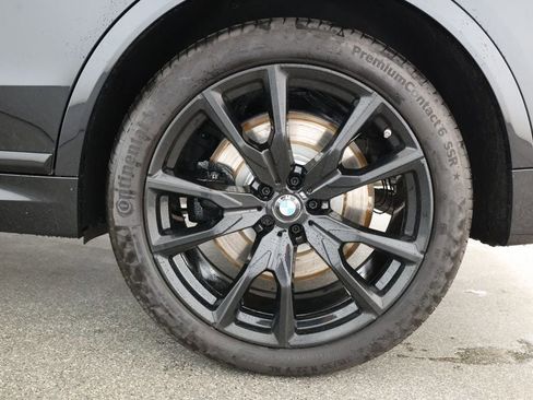 Used 2024 BMW X7 M60i w/ Executive Package image 7