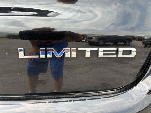 Used 2024 Jeep Compass Limited AWD/4WD image 28