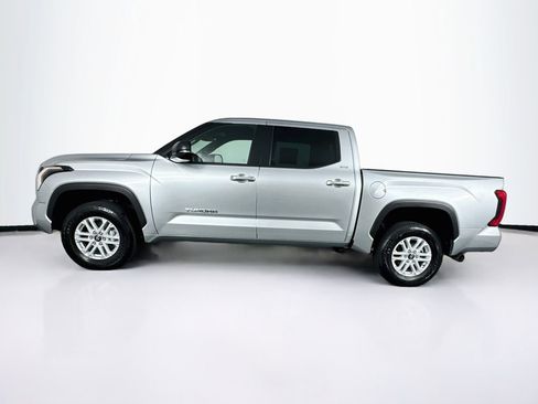 Used 2025 Toyota Tundra SR5 w/ SR5 Premium Package AWD/4WD image 6