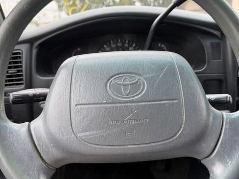 Used 1996 Toyota Tacoma 2WD Regular Cab image 12