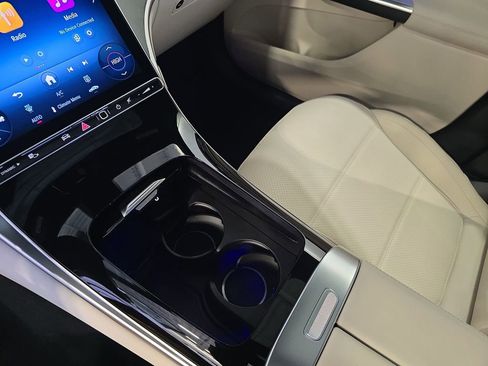 New 2026 Mercedes-Benz GLC 300 GLC 300 image 24