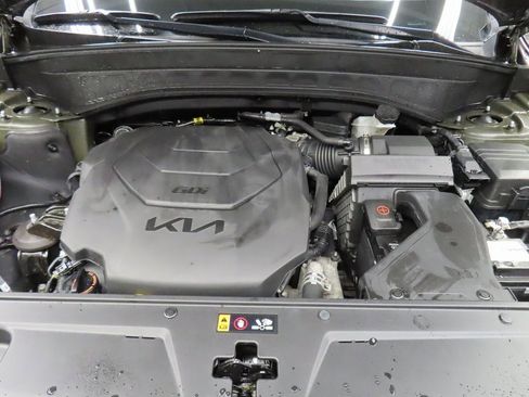 Used 2022 Kia Telluride SX w/ SX Prestige Package image 30